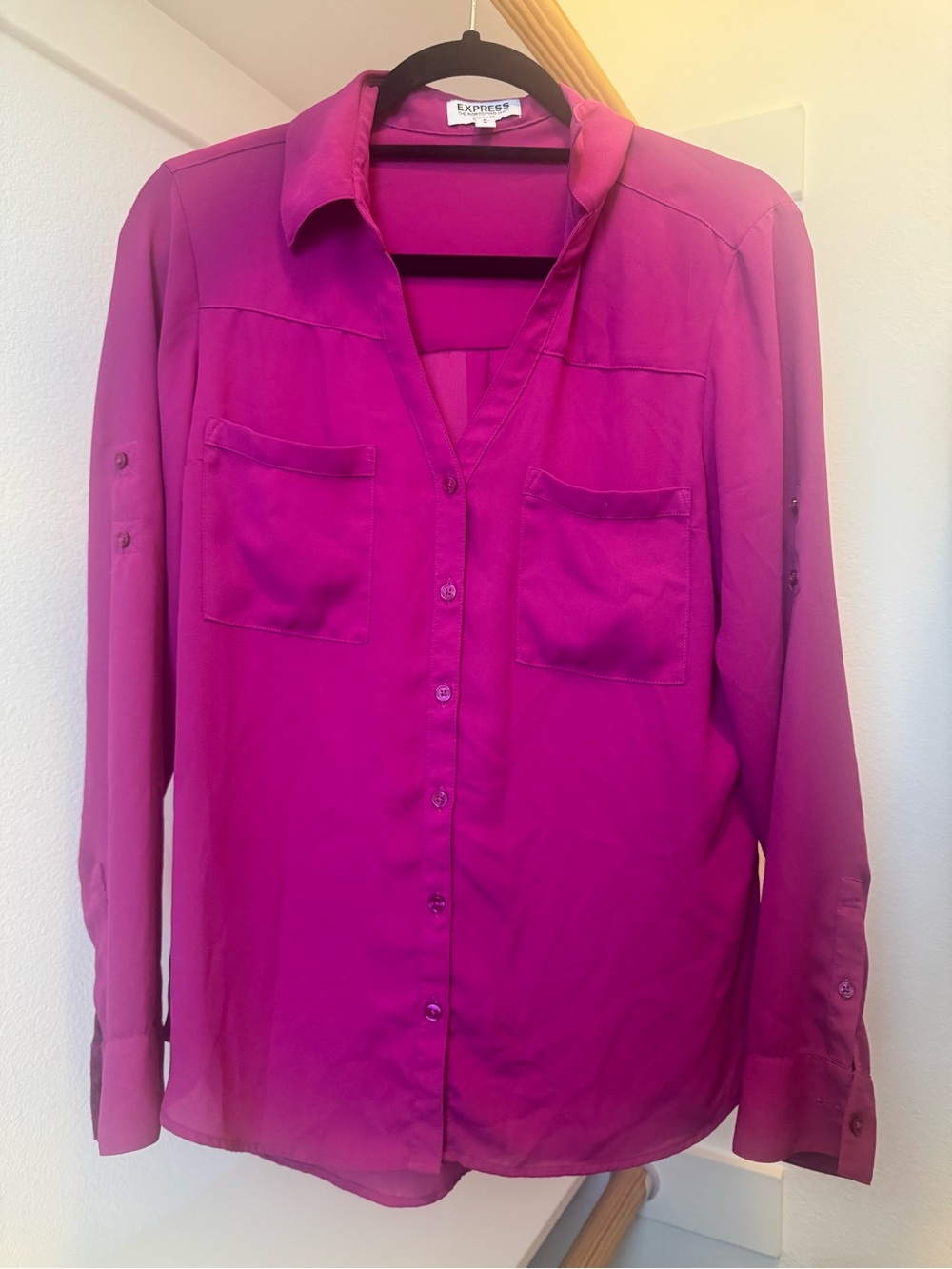 Express Women's Fuchsia/Magenta Portofino Shirt Size Medium